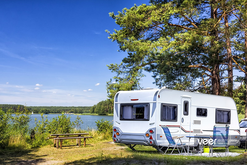 RV lithium battery installer